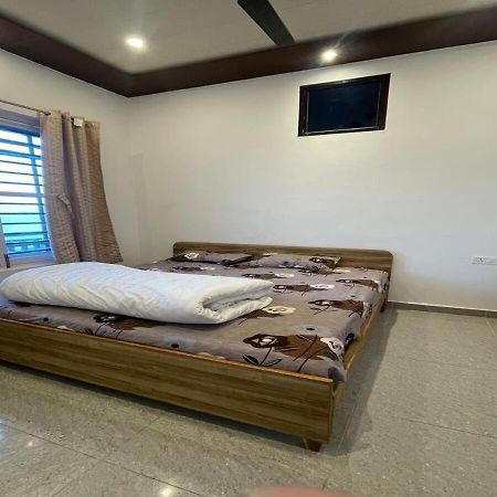 Hotel Maa Bhagwati المورا المظهر الخارجي الصورة
